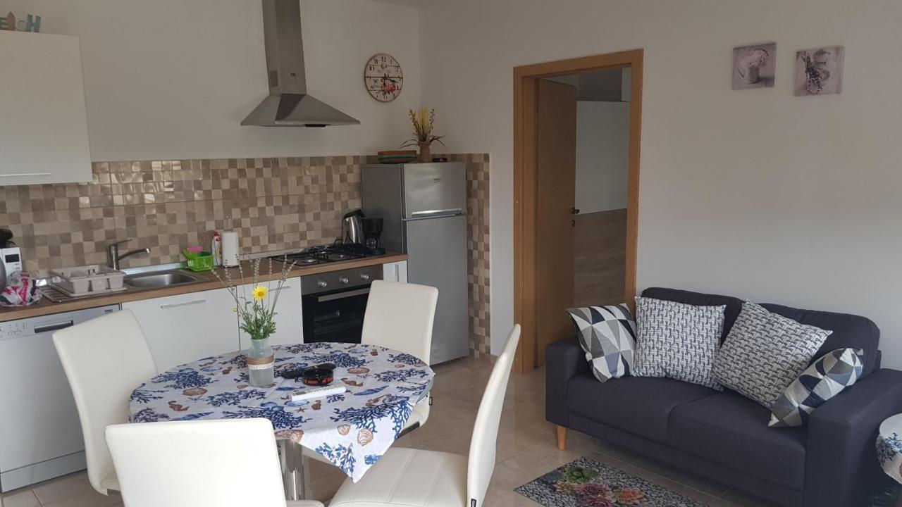Apartman Luka Банджоле Экстерьер фото